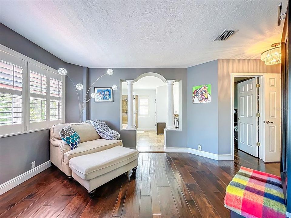 For Sale: $882,500 (4 beds, 2 baths, 3210 Square Feet)