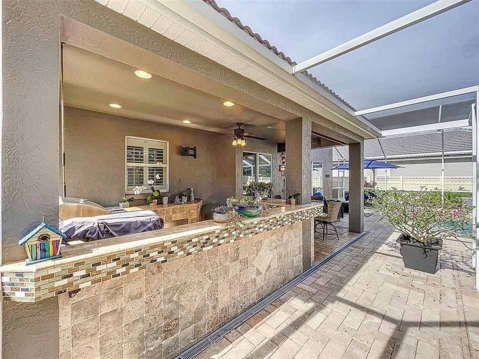 For Sale: $882,500 (4 beds, 2 baths, 3210 Square Feet)