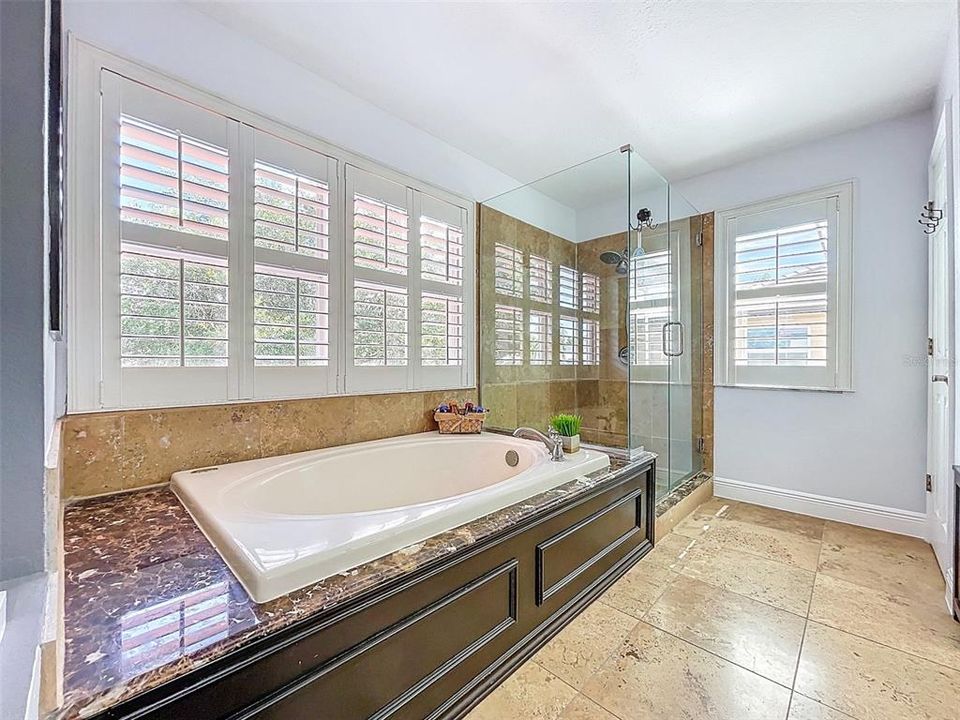 For Sale: $882,500 (4 beds, 2 baths, 3210 Square Feet)