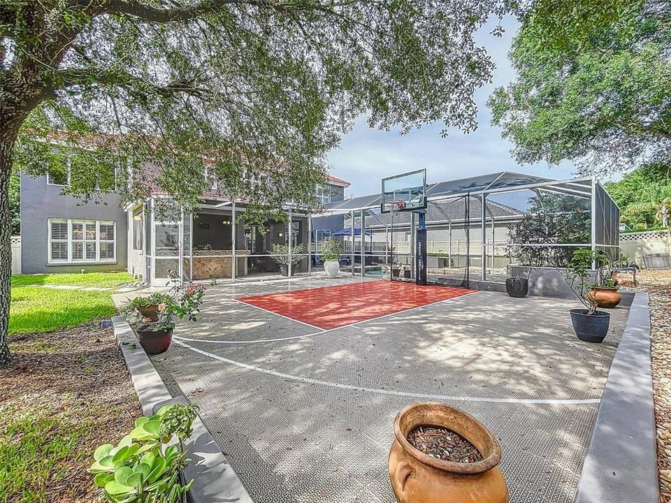 For Sale: $882,500 (4 beds, 2 baths, 3210 Square Feet)