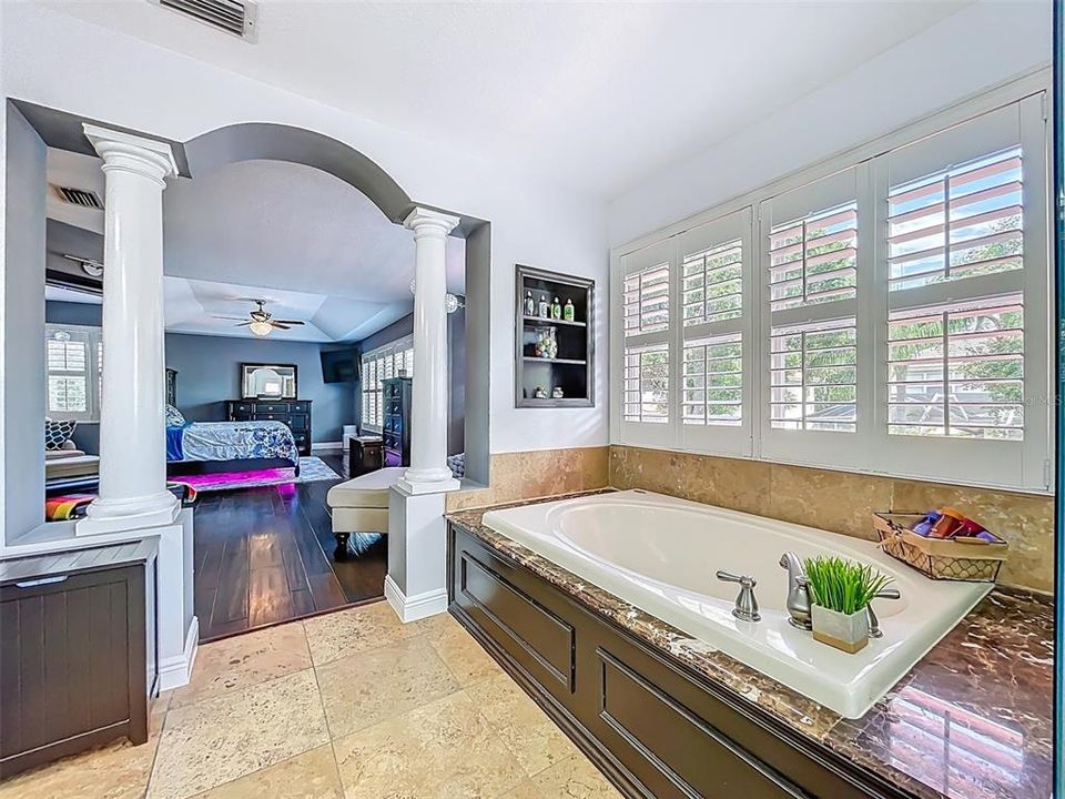 For Sale: $882,500 (4 beds, 2 baths, 3210 Square Feet)