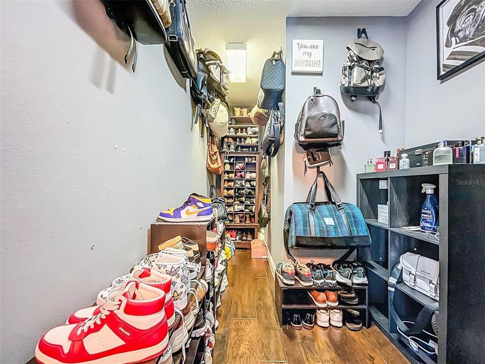 For Sale: $882,500 (4 beds, 2 baths, 3210 Square Feet)