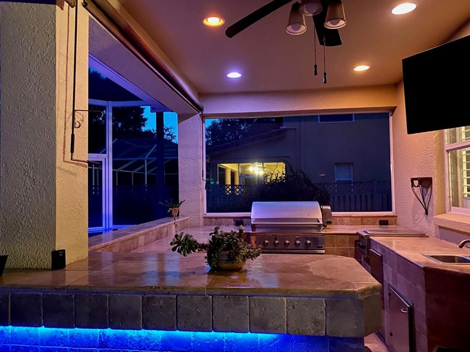 For Sale: $882,500 (4 beds, 2 baths, 3210 Square Feet)