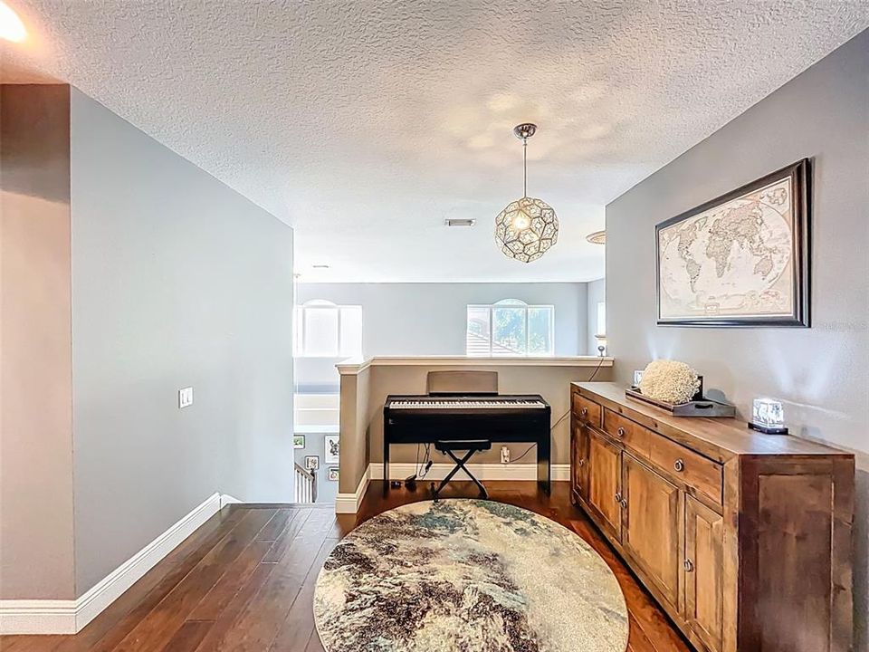 For Sale: $882,500 (4 beds, 2 baths, 3210 Square Feet)