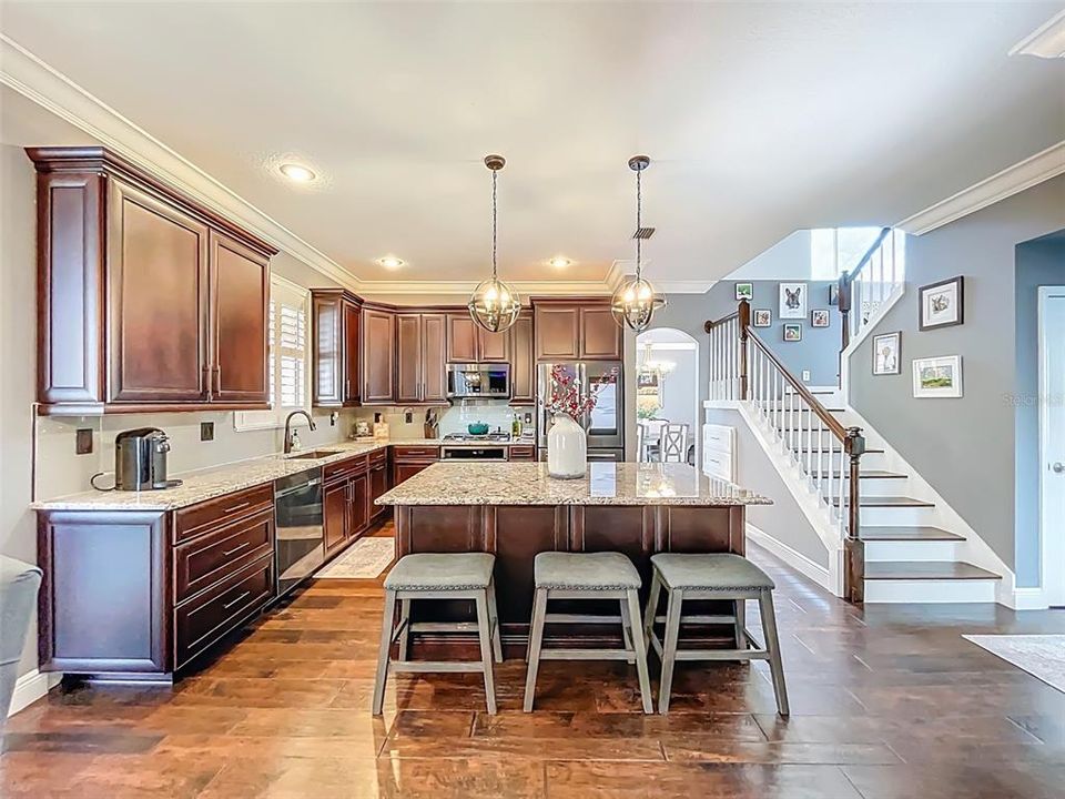 For Sale: $882,500 (4 beds, 2 baths, 3210 Square Feet)