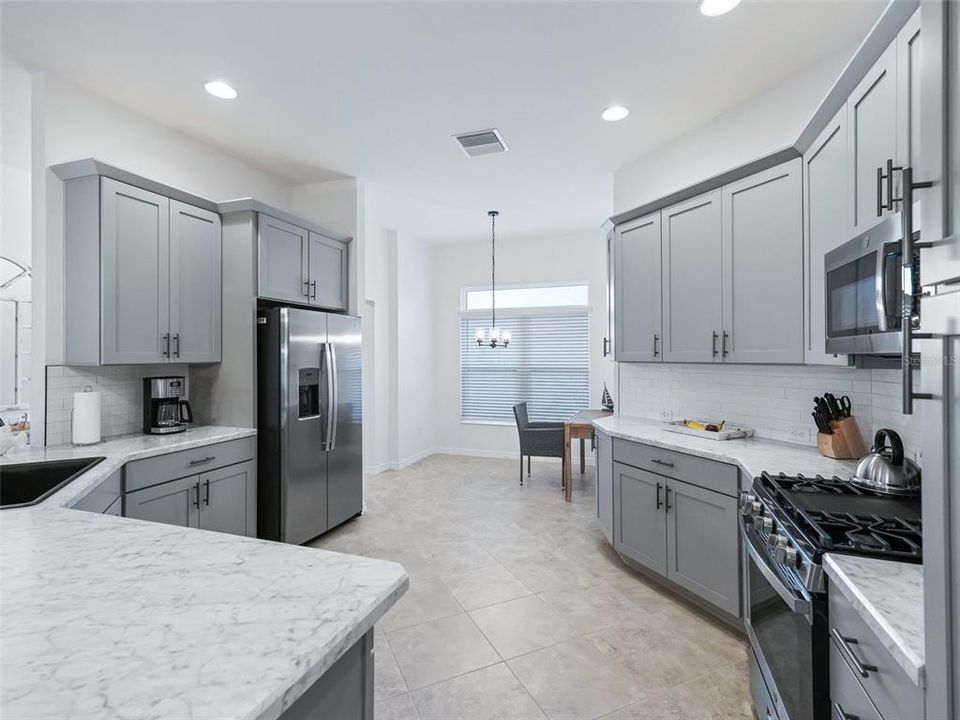 For Rent: $3,150 (3 beds, 2 baths, 2060 Square Feet)