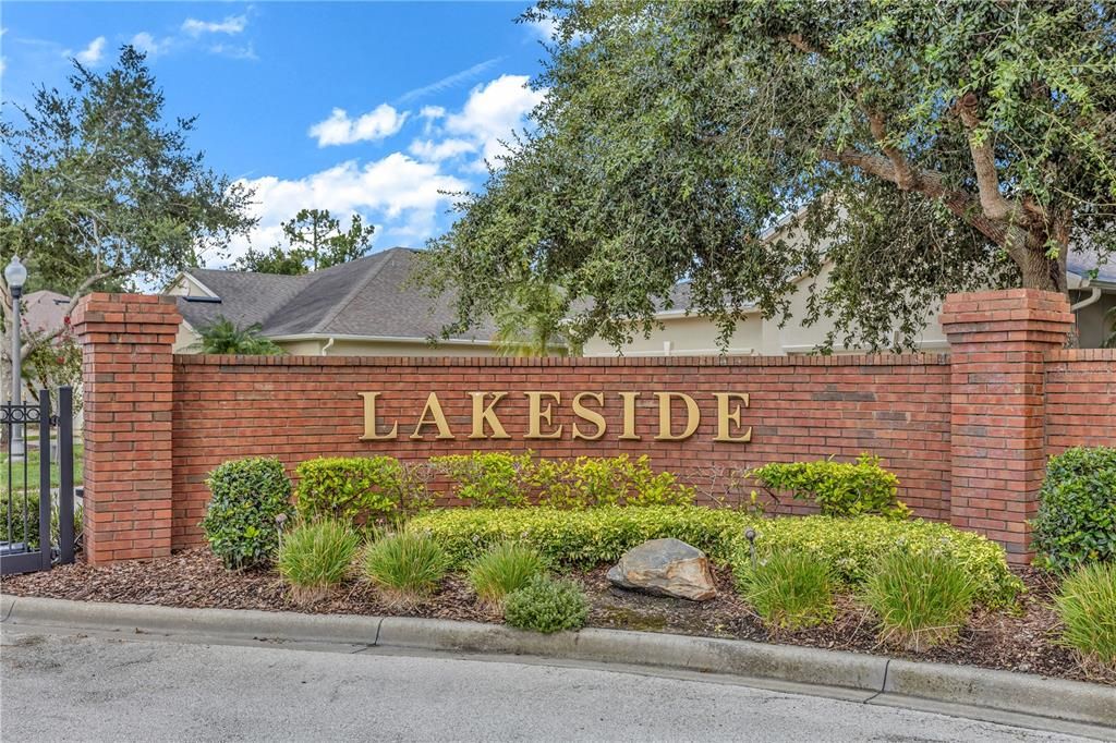 На продажу: $364,900 (2 спален, 2 ванн, 1720 Квадратных фут)