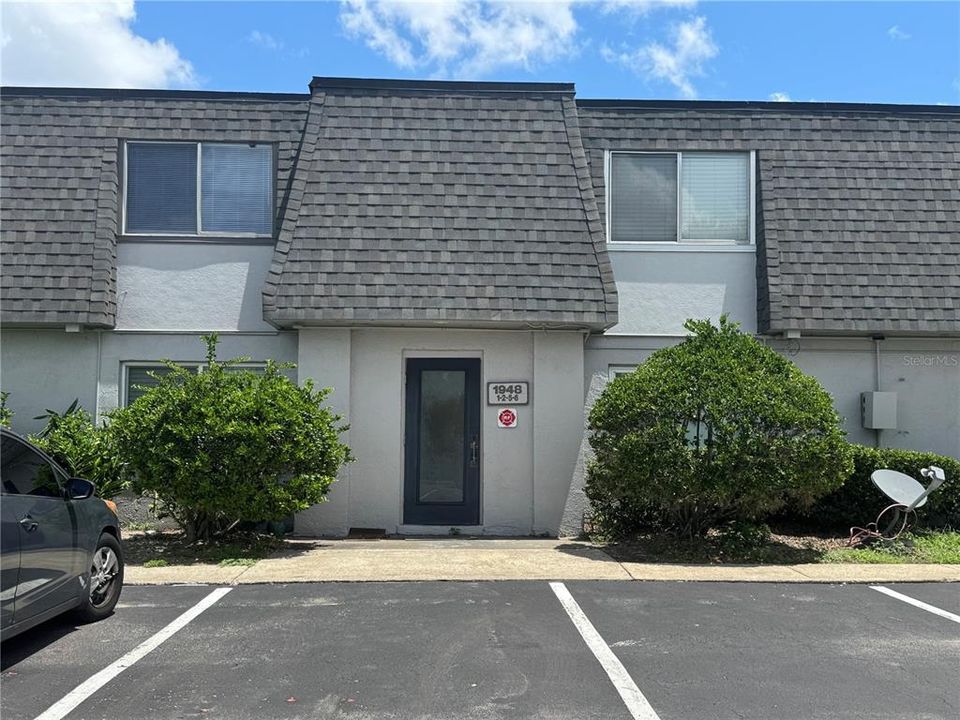 For Rent: $1,550 (2 beds, 2 baths, 1100 Square Feet)