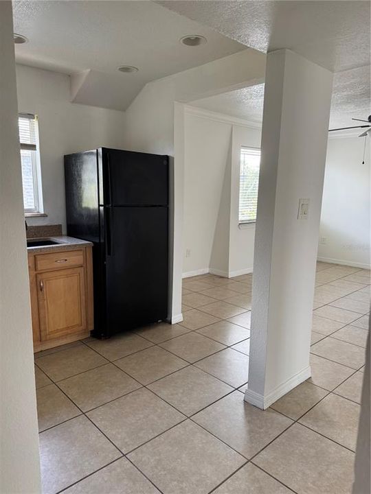 For Rent: $1,550 (2 beds, 2 baths, 1100 Square Feet)
