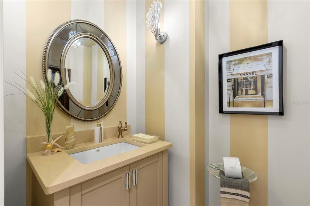 For Sale: $2,149,000 (3 beds, 2 baths, 2663 Square Feet)