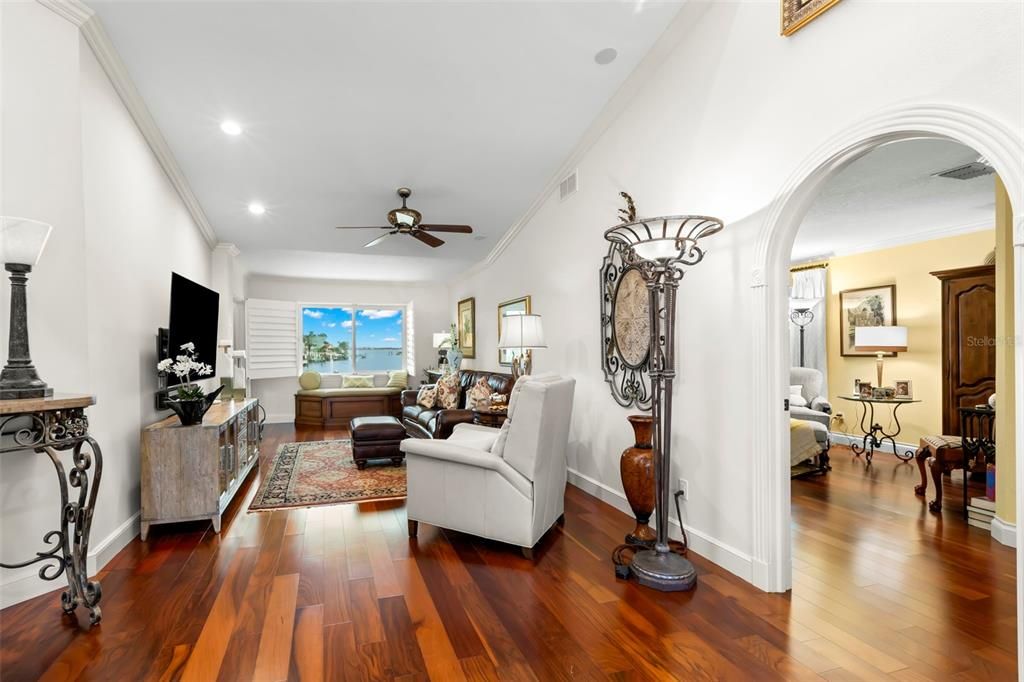 For Sale: $2,149,000 (3 beds, 2 baths, 2663 Square Feet)