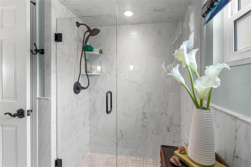 For Sale: $2,149,000 (3 beds, 2 baths, 2663 Square Feet)