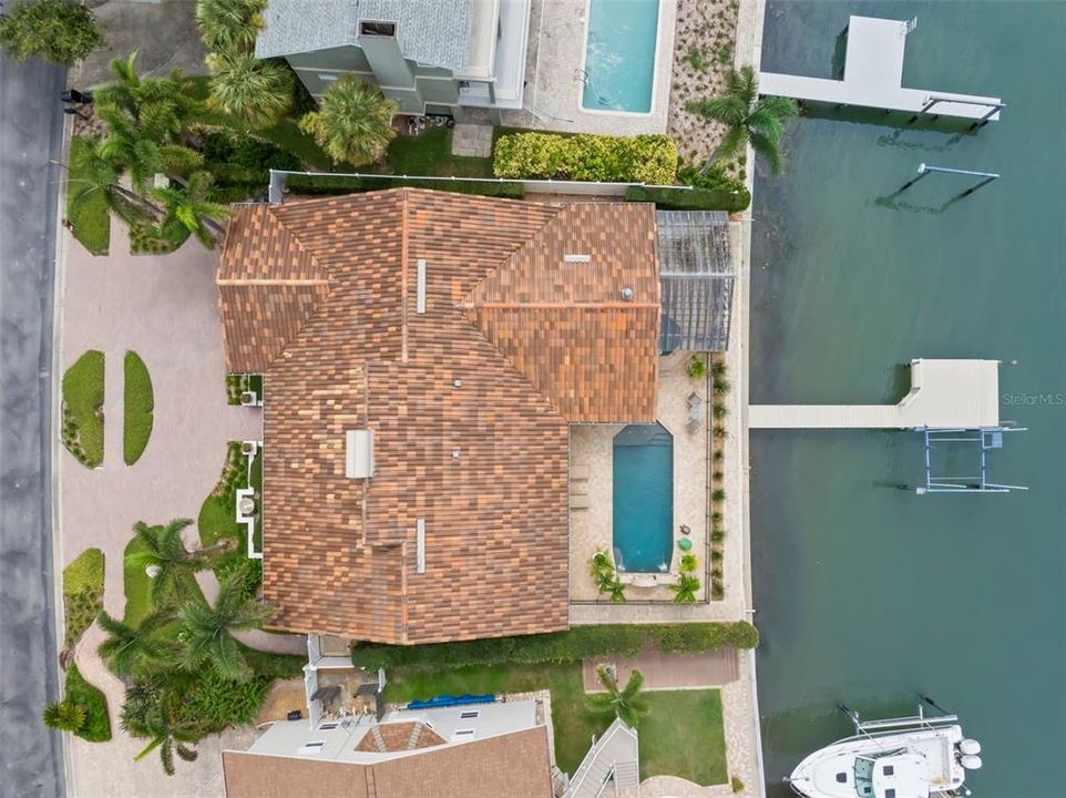 For Sale: $2,149,000 (3 beds, 2 baths, 2663 Square Feet)