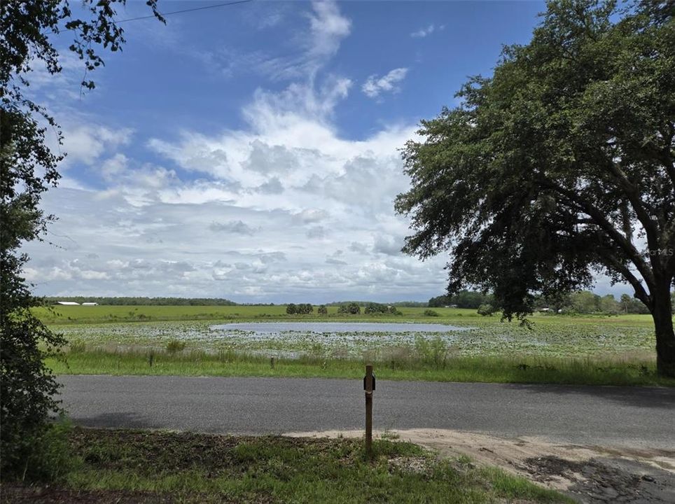 待售: $274,000 (5.32 acres)