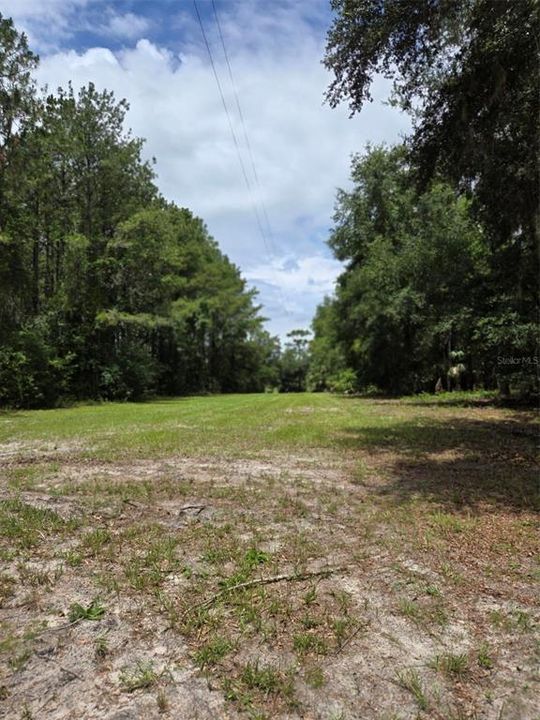 待售: $274,000 (5.32 acres)