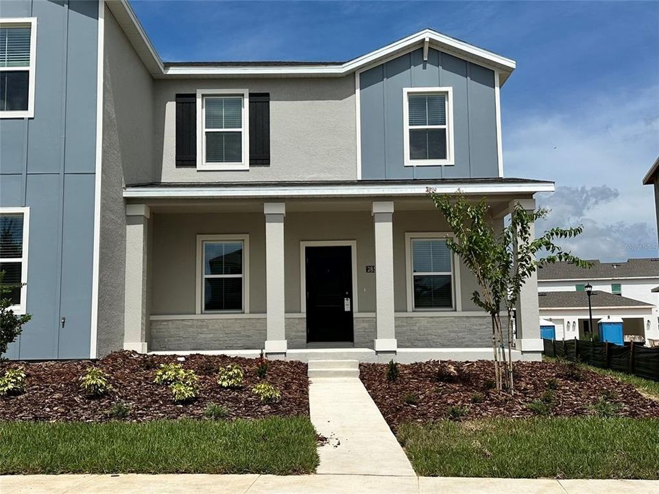 Recently Sold: $403,000 (3 beds, 2 baths, 1755 Square Feet)