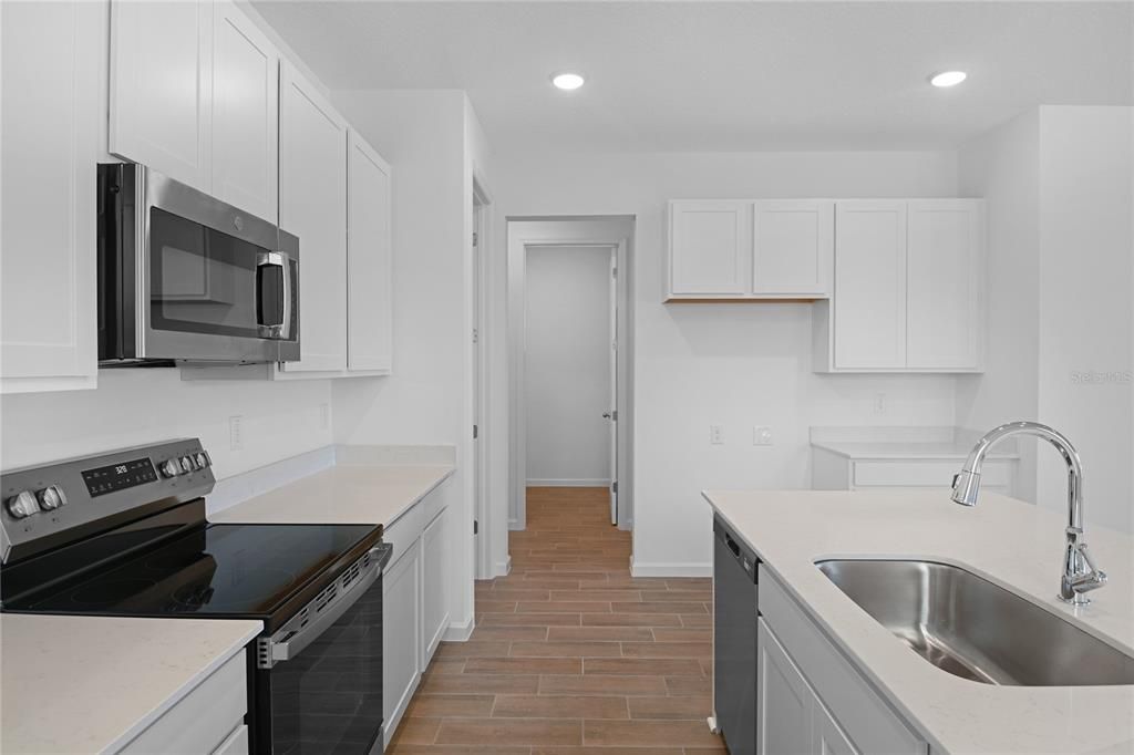 For Sale: $342,759 (4 beds, 2 baths, 2132 Square Feet)