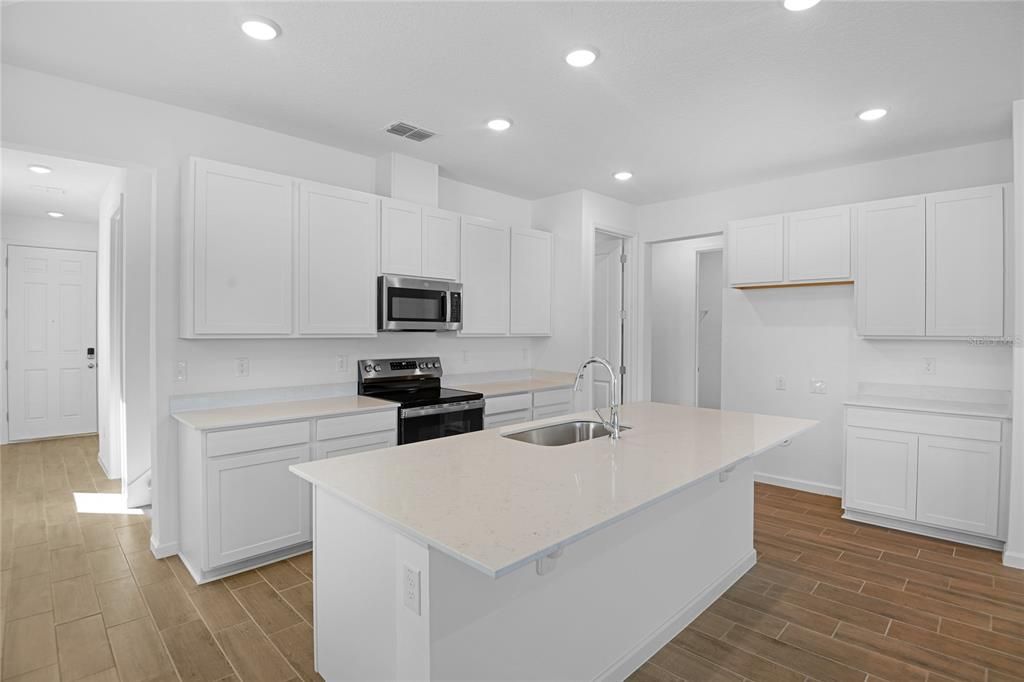 For Sale: $342,759 (4 beds, 2 baths, 2132 Square Feet)