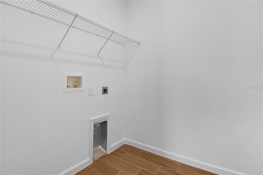 For Sale: $342,759 (4 beds, 2 baths, 2132 Square Feet)