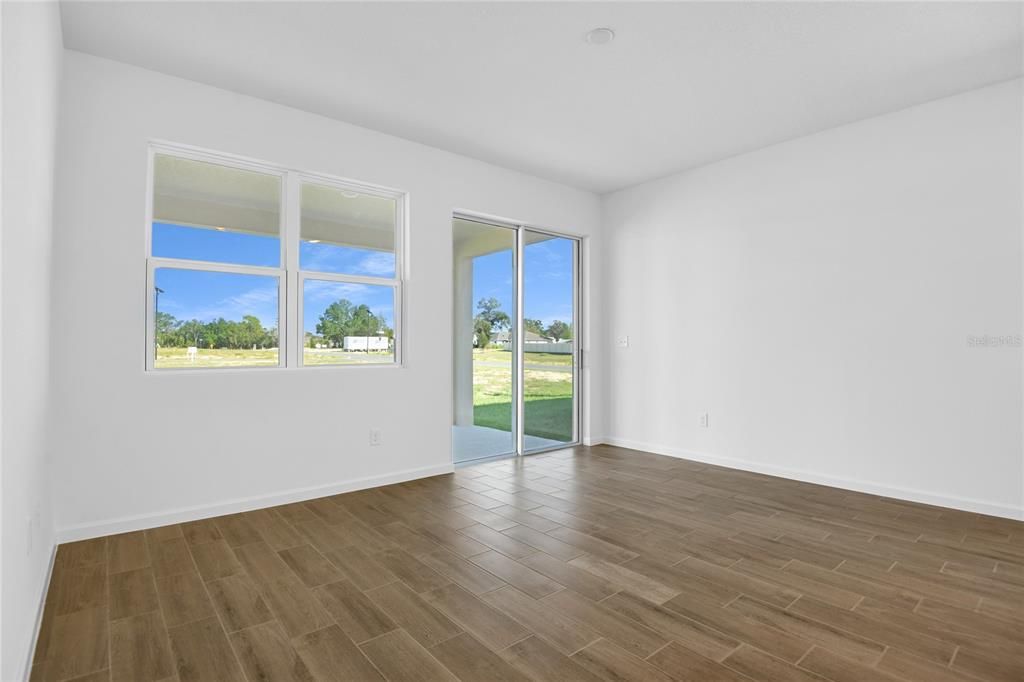 For Sale: $342,759 (4 beds, 2 baths, 2132 Square Feet)