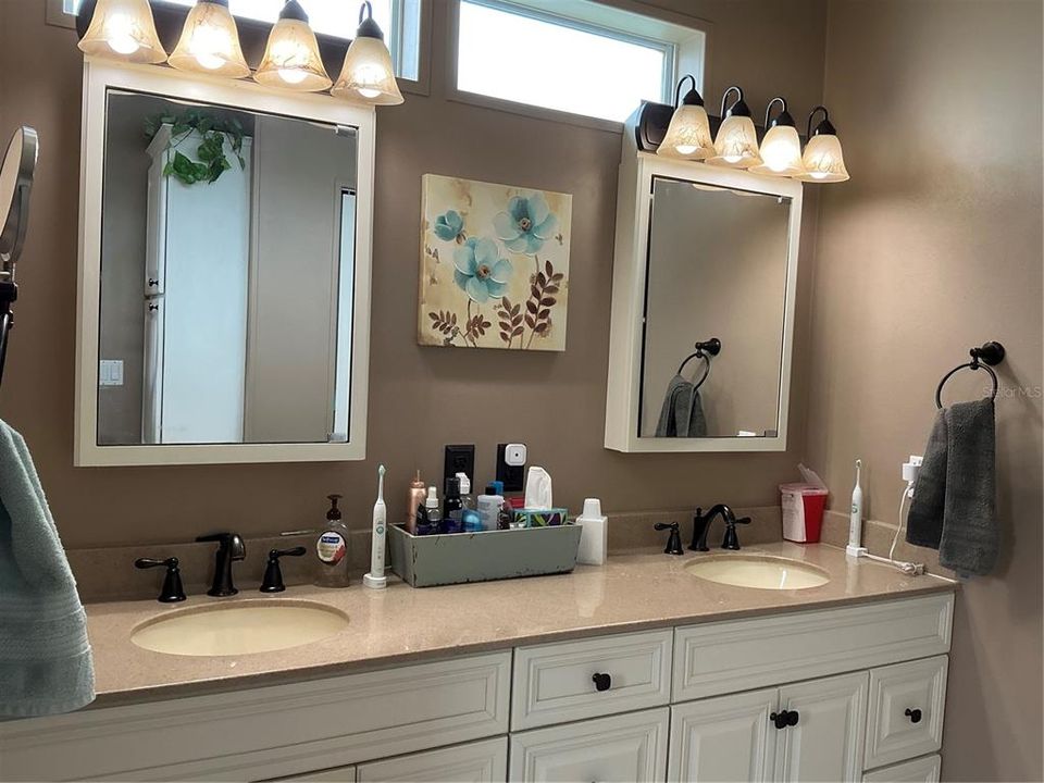 For Sale: $359,500 (3 beds, 2 baths, 1485 Square Feet)