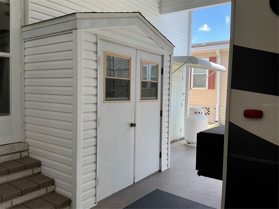 For Sale: $359,500 (3 beds, 2 baths, 1485 Square Feet)