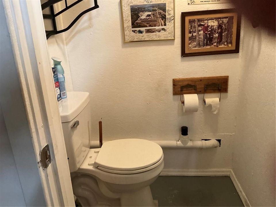 For Sale: $359,500 (3 beds, 2 baths, 1485 Square Feet)