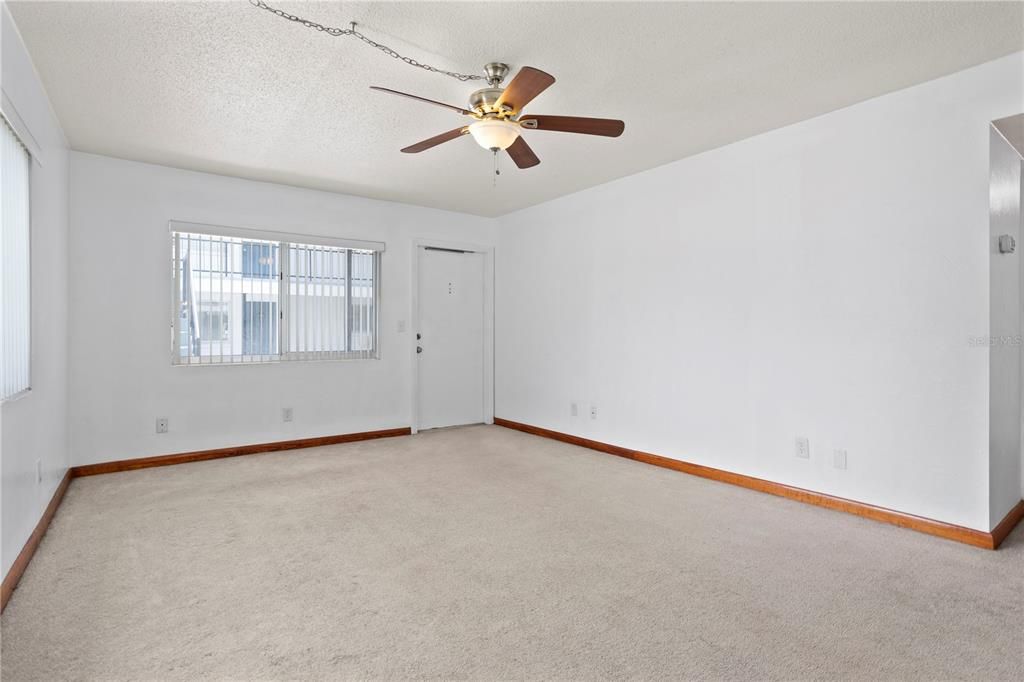 En Venta: $99,000 (2 camas, 1 baños, 810 Pies cuadrados)