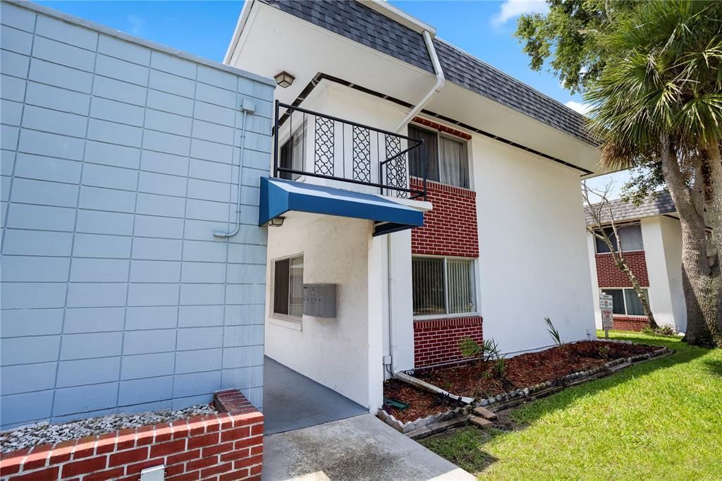 En Venta: $99,000 (2 camas, 1 baños, 810 Pies cuadrados)