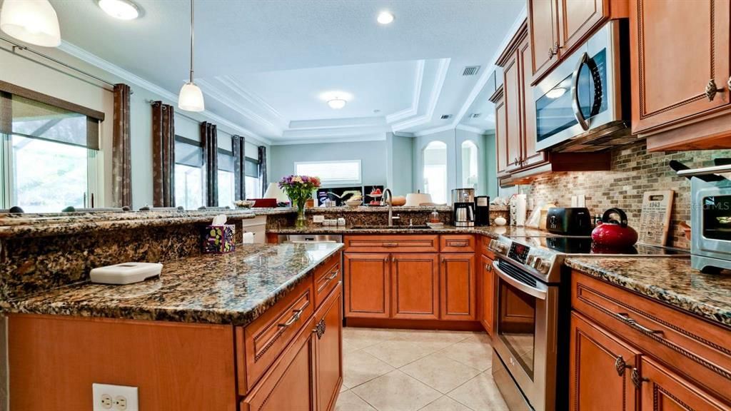 Active With Contract: $678,000 (4 beds, 3 baths, 2416 Square Feet)