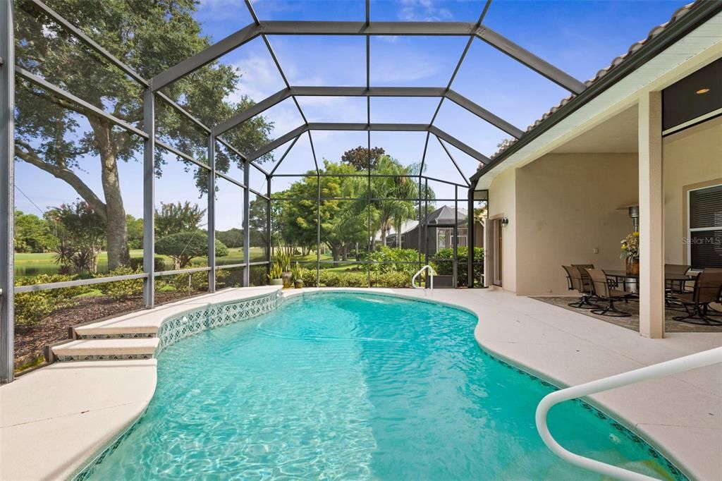 Activo con contrato: $859,000 (4 camas, 4 baños, 3030 Pies cuadrados)