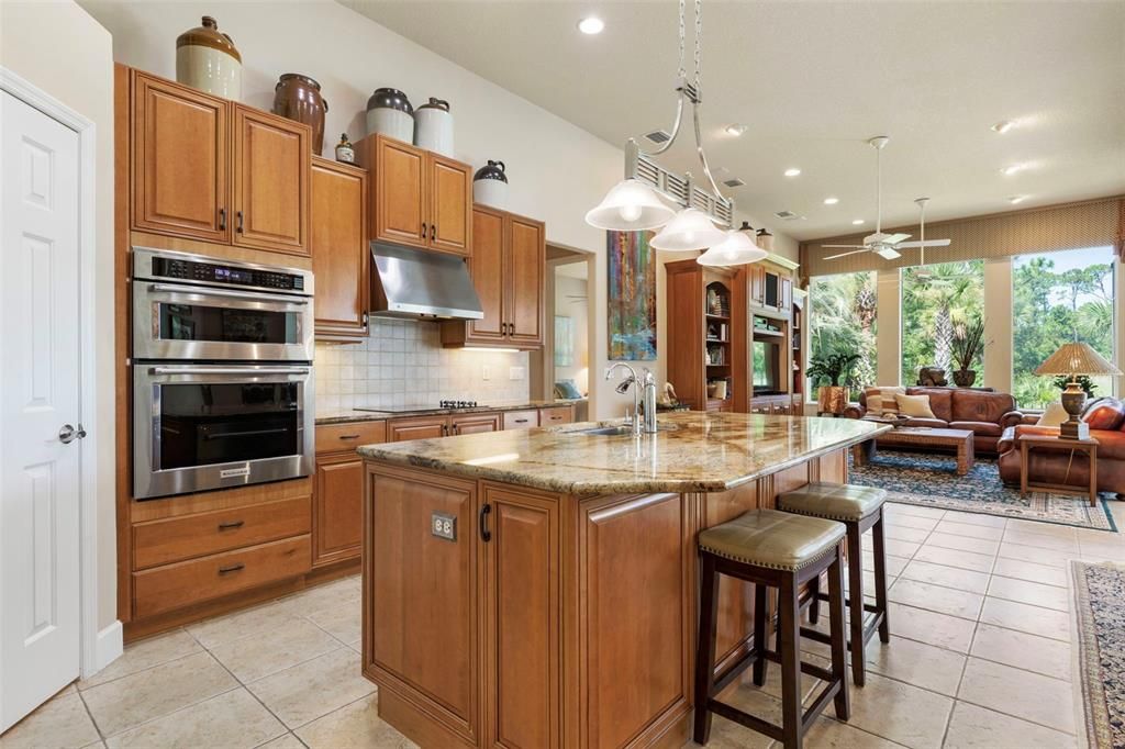 Activo con contrato: $859,000 (4 camas, 4 baños, 3030 Pies cuadrados)