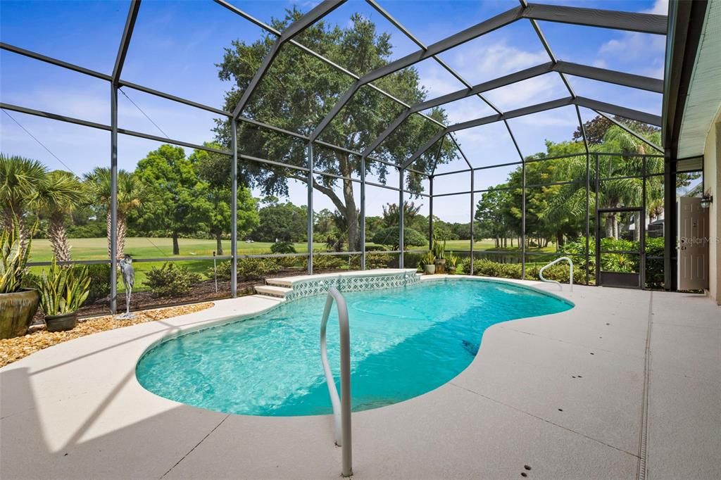 Activo con contrato: $859,000 (4 camas, 4 baños, 3030 Pies cuadrados)