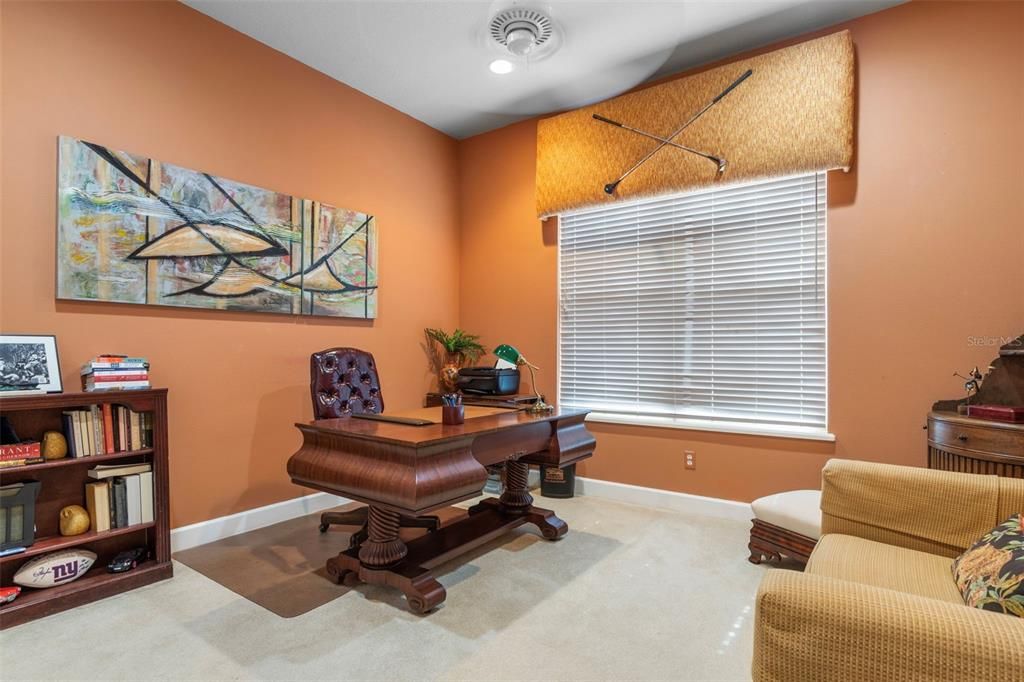 Activo con contrato: $859,000 (4 camas, 4 baños, 3030 Pies cuadrados)