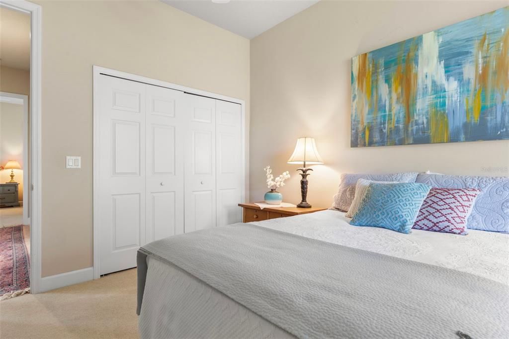 Activo con contrato: $859,000 (4 camas, 4 baños, 3030 Pies cuadrados)