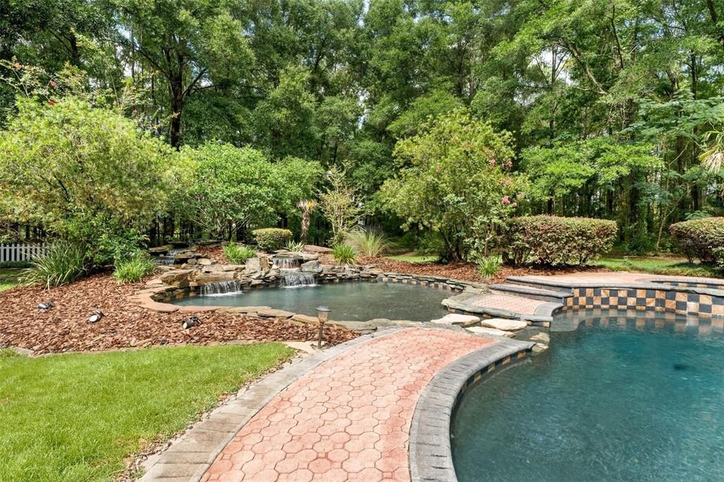 En Venta: $1,699,000 (8 camas, 7 baños, 7227 Pies cuadrados)