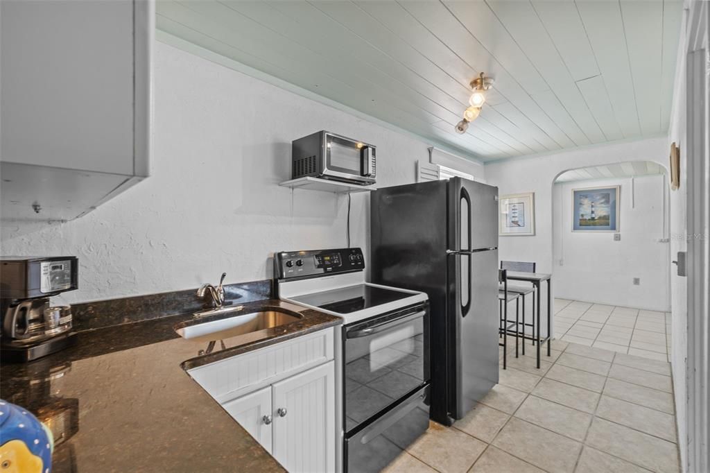 En Venta: $700,000 (5 camas, 0 baños, 2621 Pies cuadrados)