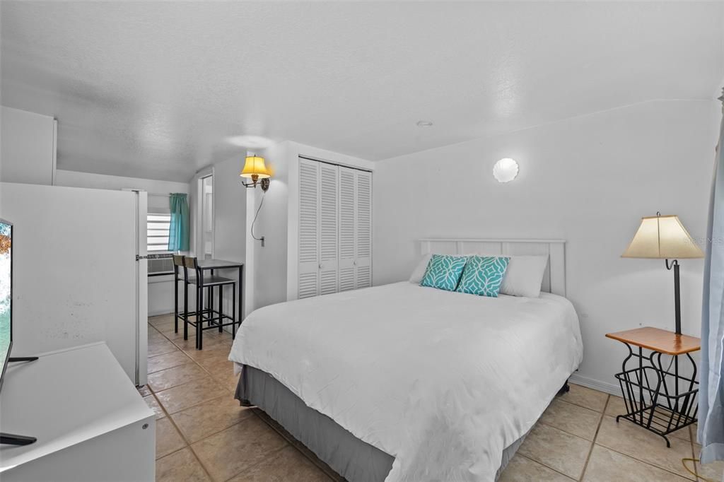 En Venta: $700,000 (5 camas, 0 baños, 2621 Pies cuadrados)