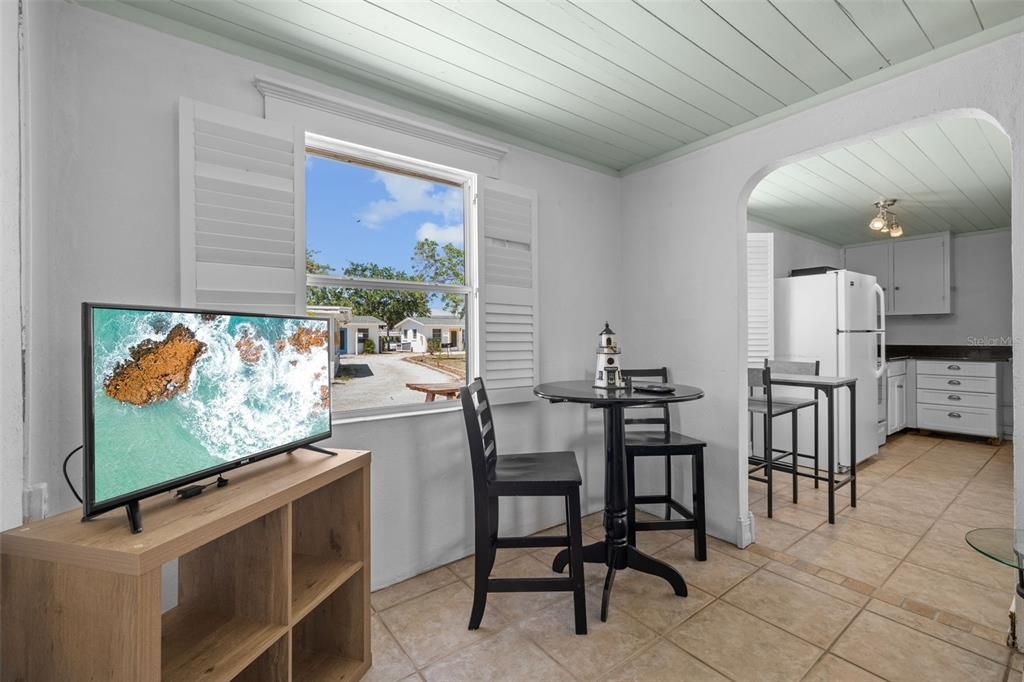 En Venta: $700,000 (5 camas, 0 baños, 2621 Pies cuadrados)