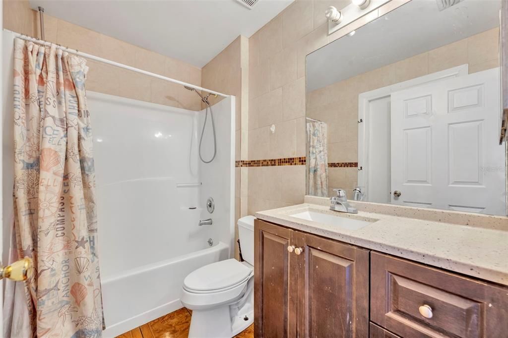 For Sale: $365,000 (5 beds, 2 baths, 2009 Square Feet)