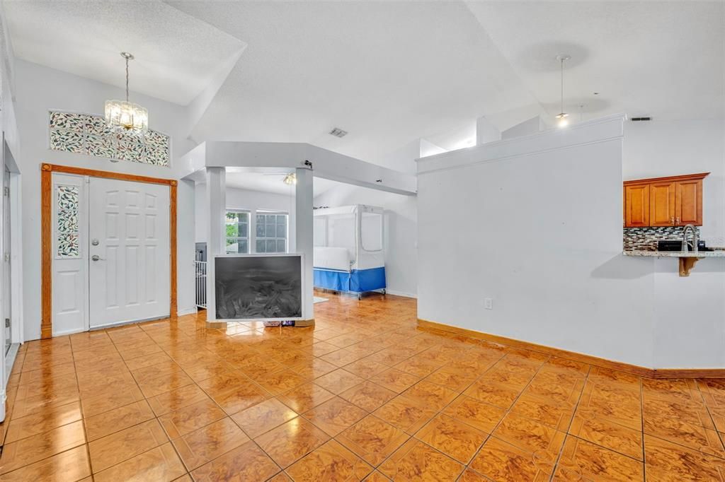 For Sale: $365,000 (5 beds, 2 baths, 2009 Square Feet)