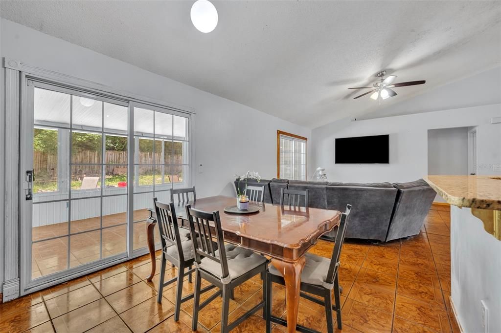 For Sale: $365,000 (5 beds, 2 baths, 2009 Square Feet)