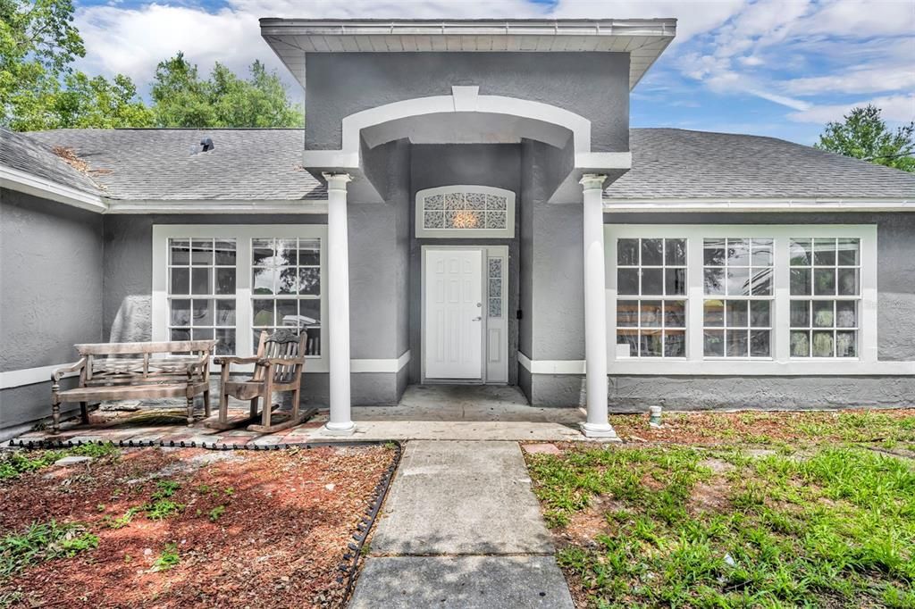 For Sale: $365,000 (5 beds, 2 baths, 2009 Square Feet)