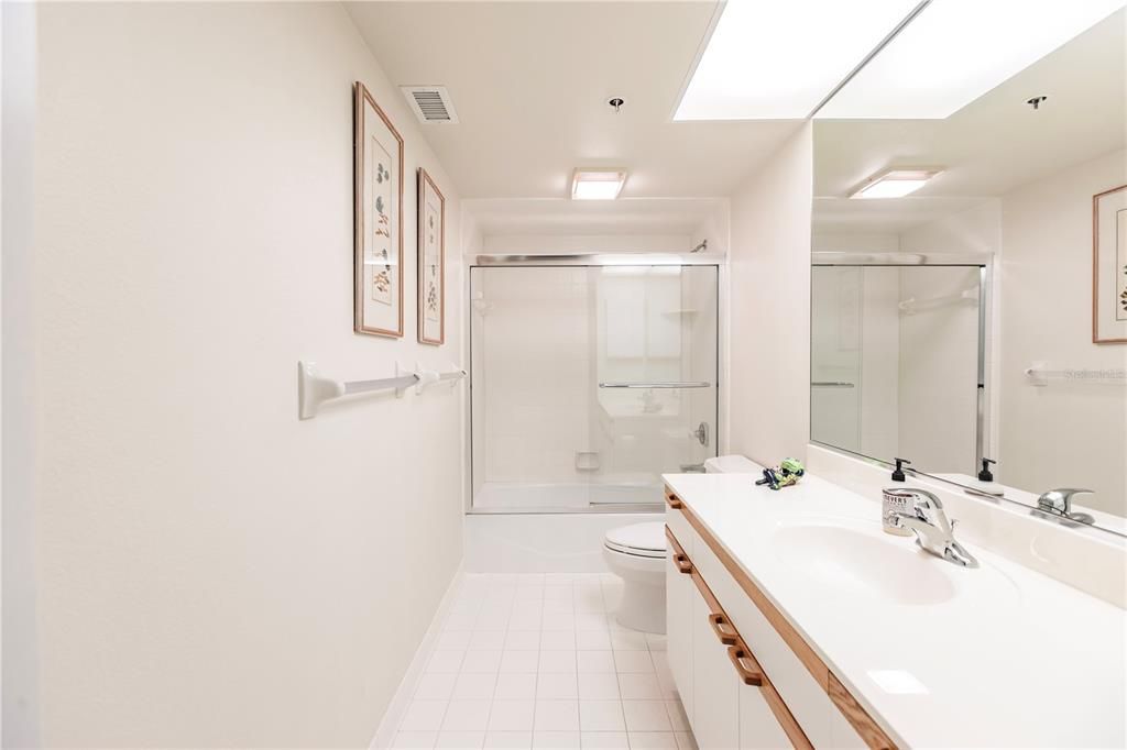 En Renta: $8,500 (2 camas, 2 baños, 1973 Pies cuadrados)