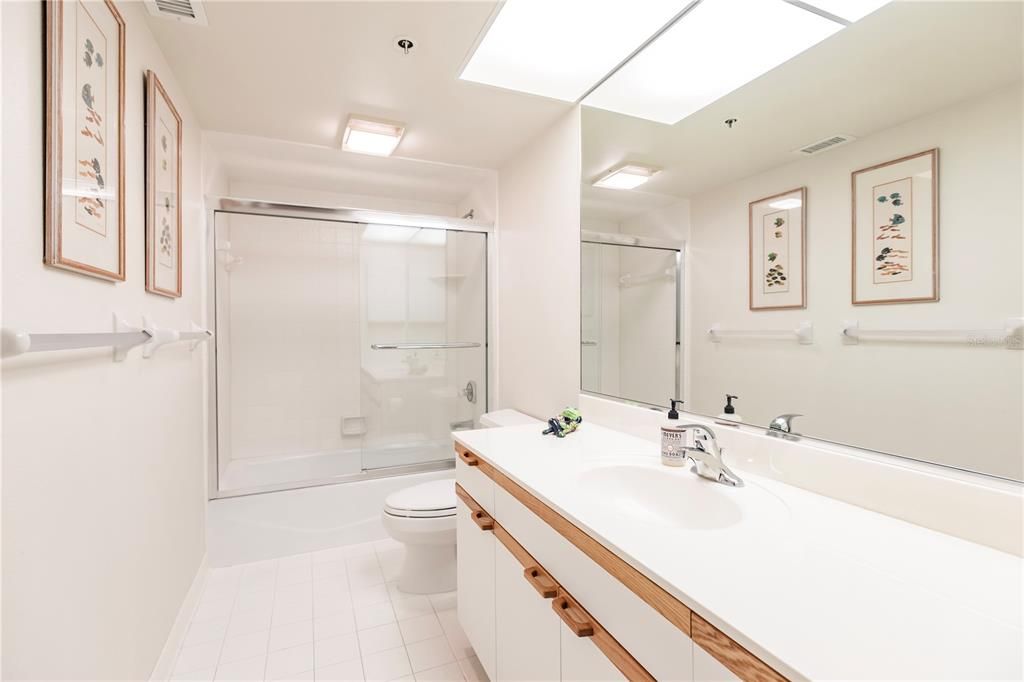 En Renta: $8,500 (2 camas, 2 baños, 1973 Pies cuadrados)