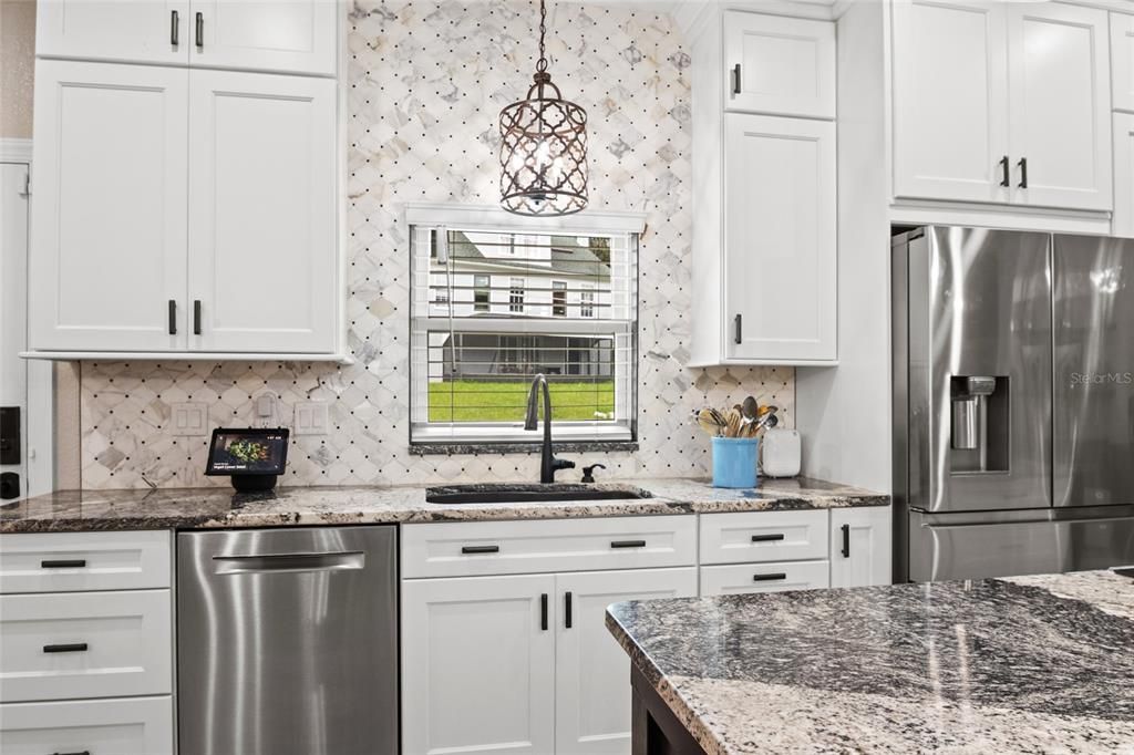 Active With Contract: $564,900 (3 beds, 2 baths, 2009 Square Feet)