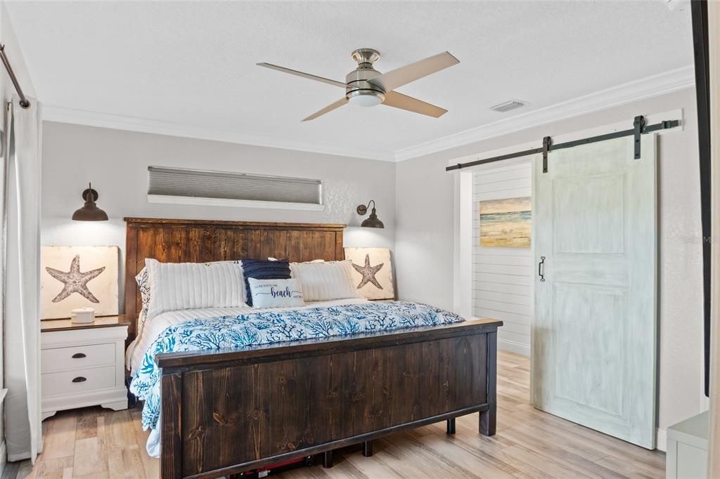 Active With Contract: $564,900 (3 beds, 2 baths, 2009 Square Feet)