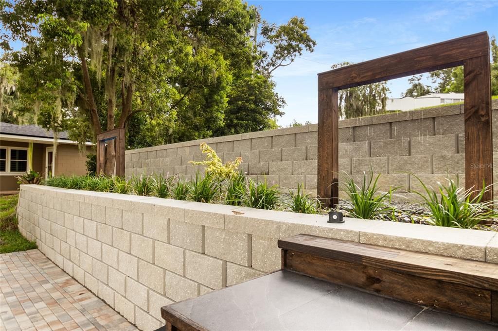 Active With Contract: $564,900 (3 beds, 2 baths, 2009 Square Feet)