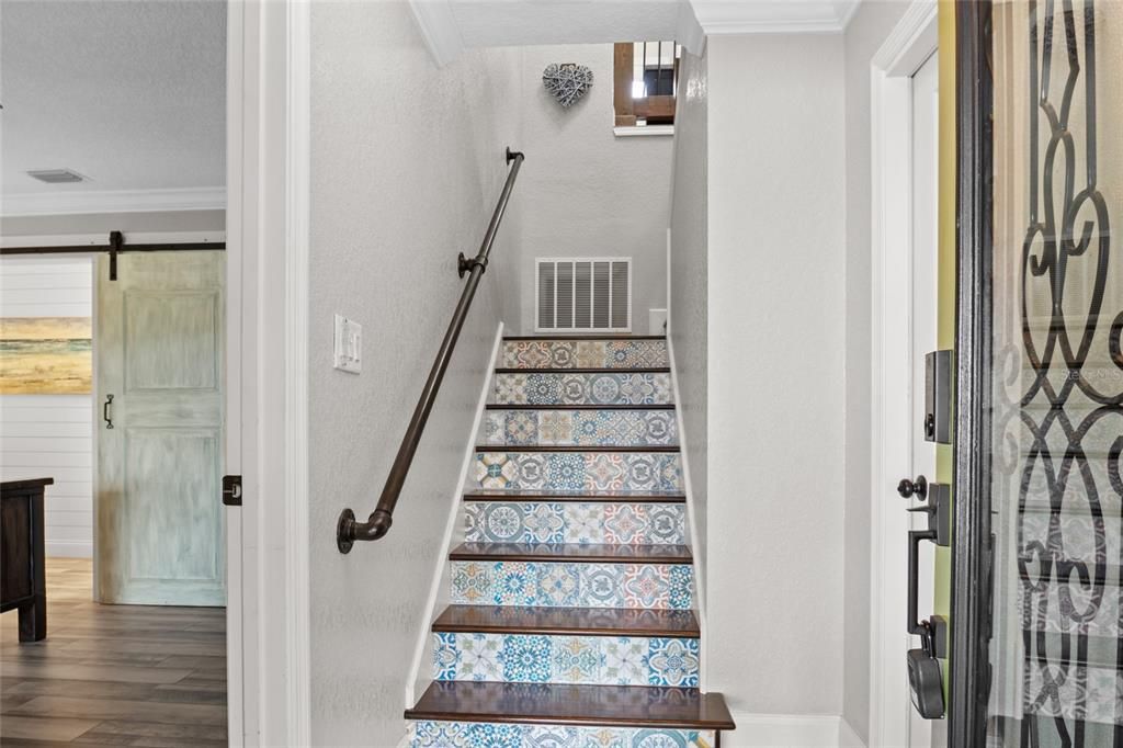 Active With Contract: $564,900 (3 beds, 2 baths, 2009 Square Feet)