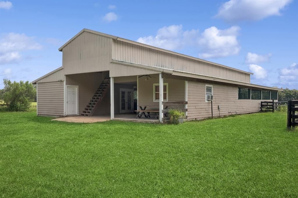 For Sale: $1,600,000 (7 beds, 5 baths, 3890 Square Feet)